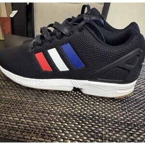 New Adidas Men’s Size 8 1/2  Red, White, & Blue Stripe